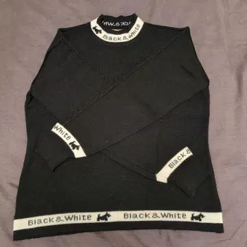 Black & White 하이넥 스웨터 M 사이즈