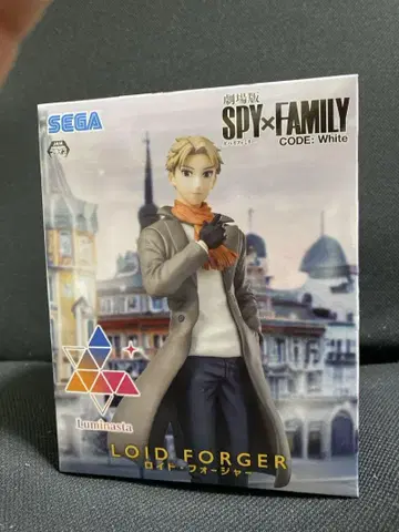로이드 포저 피규어 SPY x FAMILY CODE: White
