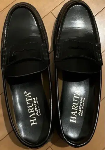 [ 미사용 새상품 ] HARUTA 블랙 가죽 로퍼