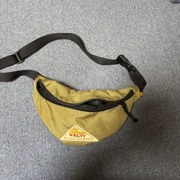 KELTY 바디백 올리브
