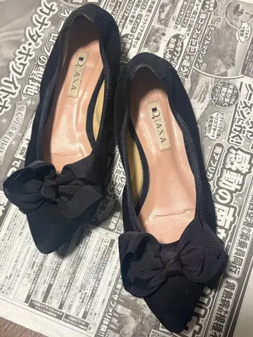 다이아나 리본 포함 스웨이드 발레 슈즈