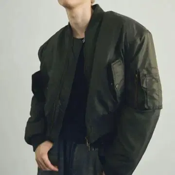 [새상품] ZOZOTOWN 쇼타임 숏 기장 MA-1 밀리터리 자켓