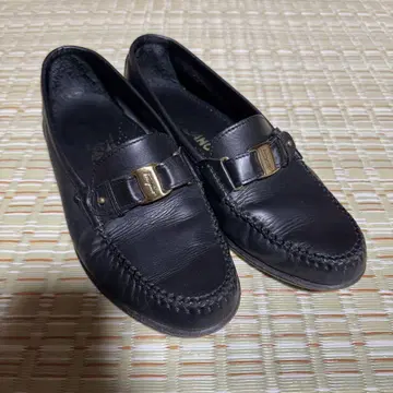 페라가모 Ferragamo 7EE