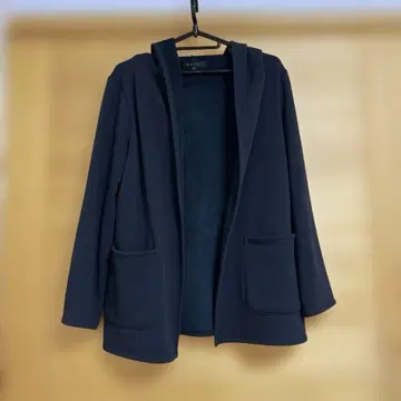 새상품급 [ Ketty ] 네이비 후드 부착 코트