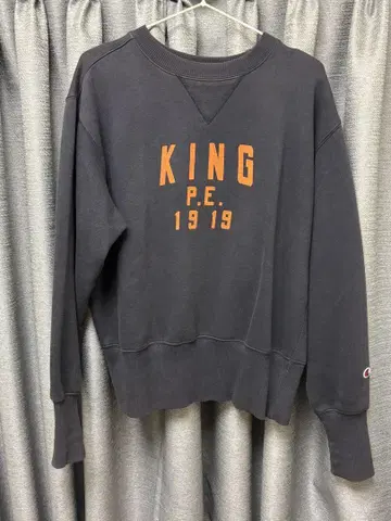 Champion 맨투맨 king P.E. 바터 복각