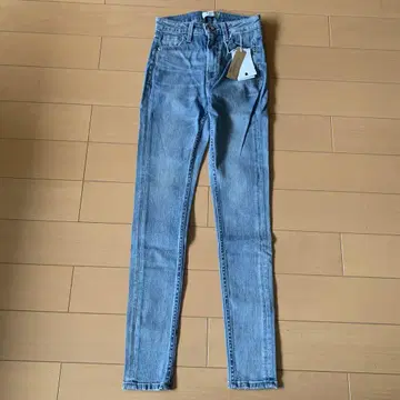 GYDA M/W SHAPELY 스키니 데님 팬츠 새상품