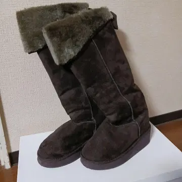 퍼 달린 롱 부츠