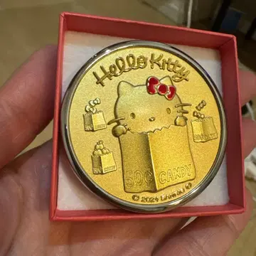 헬로키티전 50주년 기념 컴팩트 거울