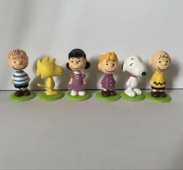 PEANUTS 스누피 미니 보빙 피규어 즉시 구매 가능