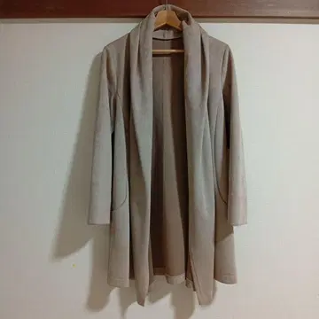 KATHARINE HAMNETT LONDON 롱 코트 베이지