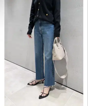 Mila Owen 센터 컷 슬릿 스트레이트 데님 팬츠 블루 사이즈 1