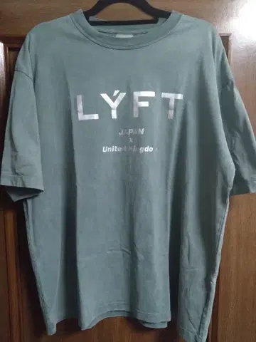 LYFT 올리브 오버 사이즈 T 셔츠 S 사이즈 veatm cronos
