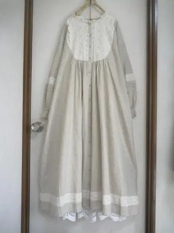 새상품 사만사 모스모스 sm2 면린넨 가슴 레이스 레이어드 스타일 원피스