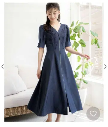 Noela 코드 자수 반팔 지퍼 원피스