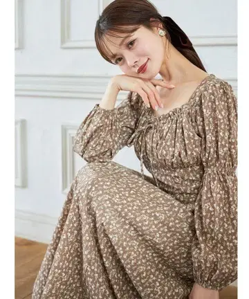 [새상품급] tocco closet 원피스 리본 포함 개더 플라워 프린트