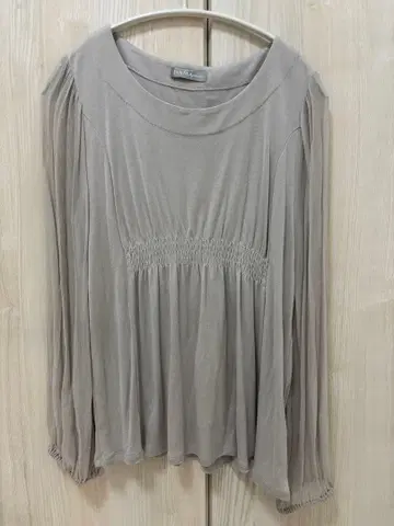 DAMA collection 블라우스