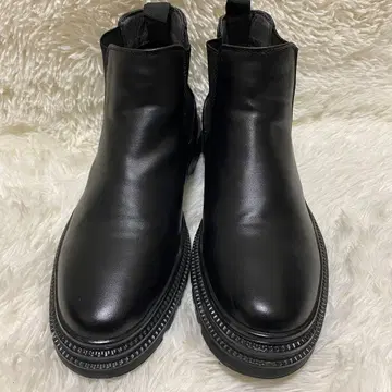 미사용급 블랙 가죽 사이드 고어 부츠