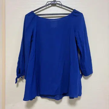 [ sybilla ] 상의 파랑