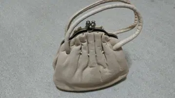 쇼와 레트로 베이지 개더 핸드백