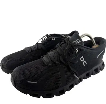 on cloud5 waterproof 온 블랙 스니커즈