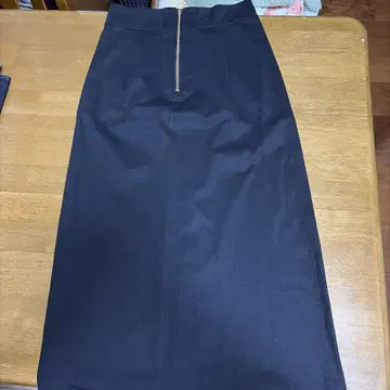 그린 라벨 릴랙싱 블랙 타이트 스커트 38