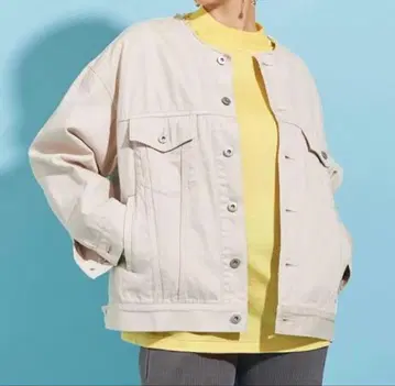 거의 새상품 BEAUTY&YOUTH 데님 노카라 오버 자켓