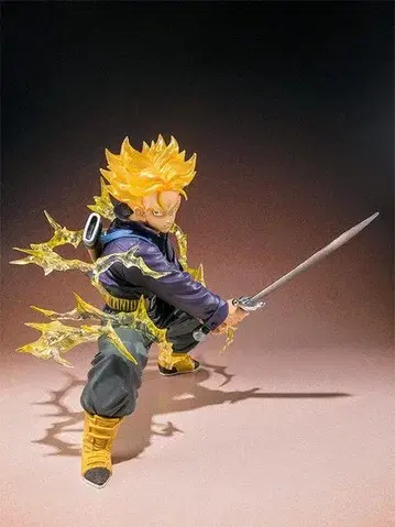 피규어아츠 제로 초사이어인 트렁크스