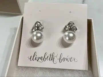 TRIPLET DUET PEARL STUD EARRING