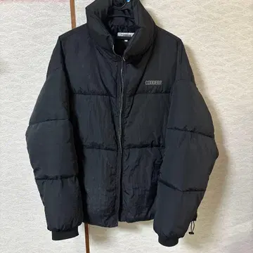 블랙 다운 자켓