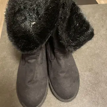 VANS 블랙 퍼 포함 숏부츠