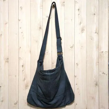 SEASIDEFREERIDE/ 양가죽 숄더백