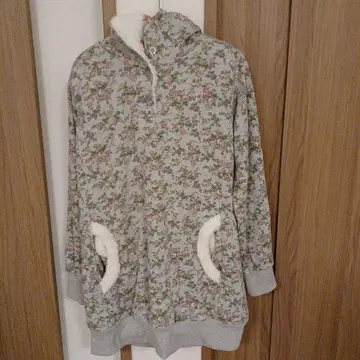 꽃무늬 플리스 후드티 후드 부착