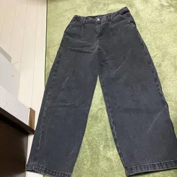 fuv. 블랙 데님 와이드 팬츠