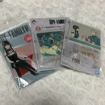 SPY x FAMILY 전 제일복권 요르 아냐 로이드 아크릴 스탠드
