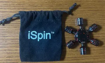 iSpin 핸드 스피너 블랙 레드 수납 봉투 포함