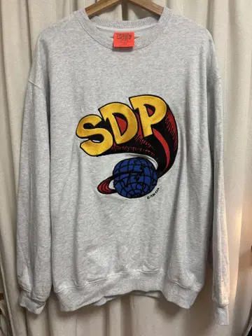 그레이 맨투맨 SDP 로고