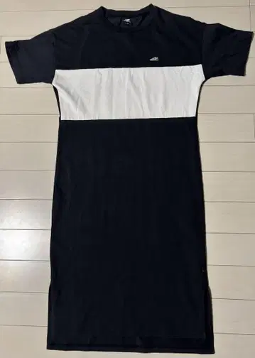 뉴발란스 반팔 티셔츠 원피스 L 사이즈 블랙 뉴발란스