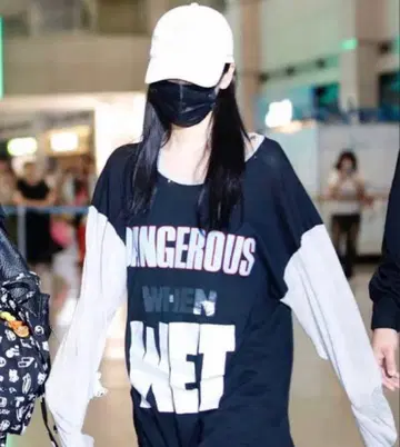 ERL 데미지 롱 슬리브 데미지 롱티