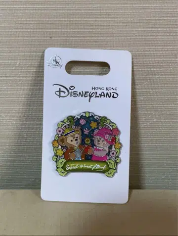 [ 덤 포함 ] Disney 더피 셰리메이 핀 배지