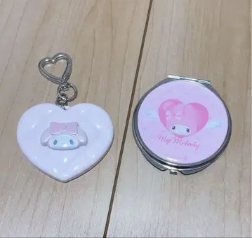 미사용 새상품 마이멜로디 하트형 키링 거울 퀼팅 엔젤