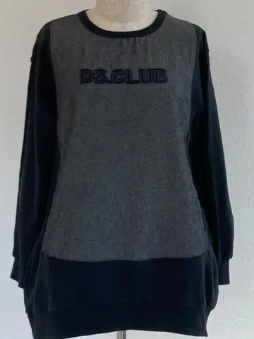 DS.CLUB 이소재 사용 긴팔 트레이닝복