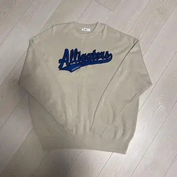 니트 트레이닝복