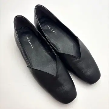 새상품급 리갈 플랫슈즈 V컷 커터슈즈 블랙 24cm