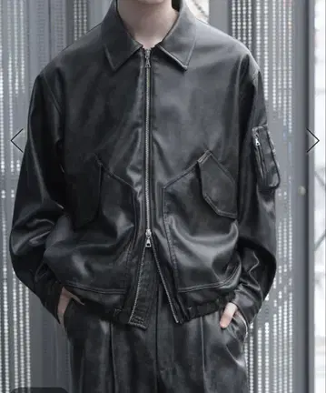 HARE LUXE 가죽 블루종 블랙