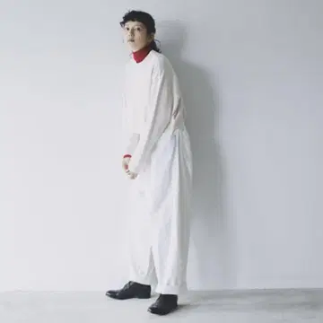 키쿠치 아키코 x 저널 스탠다드 럭스 화이트 데님
