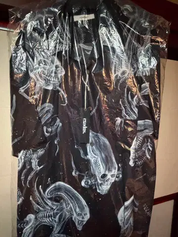 exodus 하와이안 셔츠 에이리언 스컬