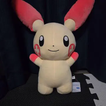 플러스르 봉제 인형