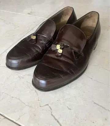 BALLY 다크 브라운 드레스 신발