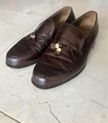 BALLY 다크 브라운 드레스 신발