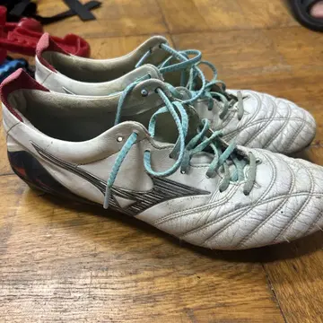 MORELIA NEO 화이트 축구화